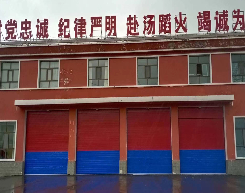 工业滑升门